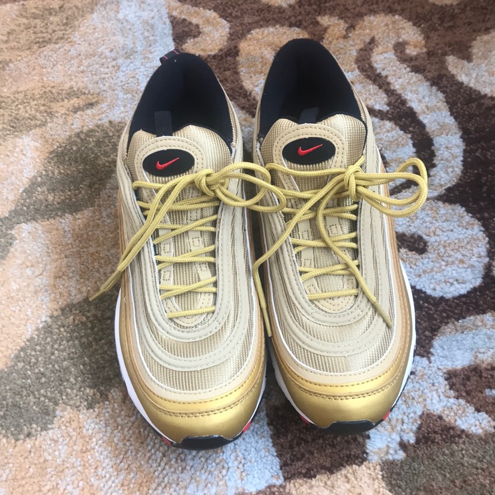 Nike Air Max 97 METallic Gold Size 9.5 in MEN!!